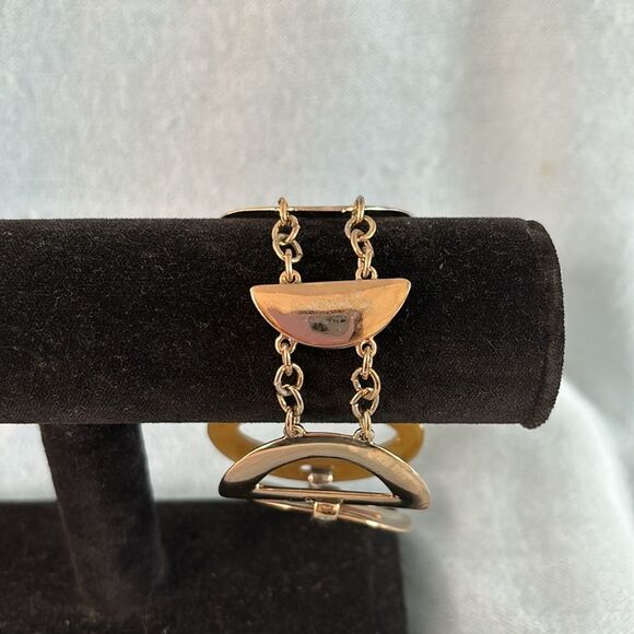 Chicos Half Moon w Green Link Bracelet - Picture 3 of 6